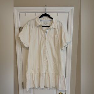 crown & ivy Cream Button-Down Dress